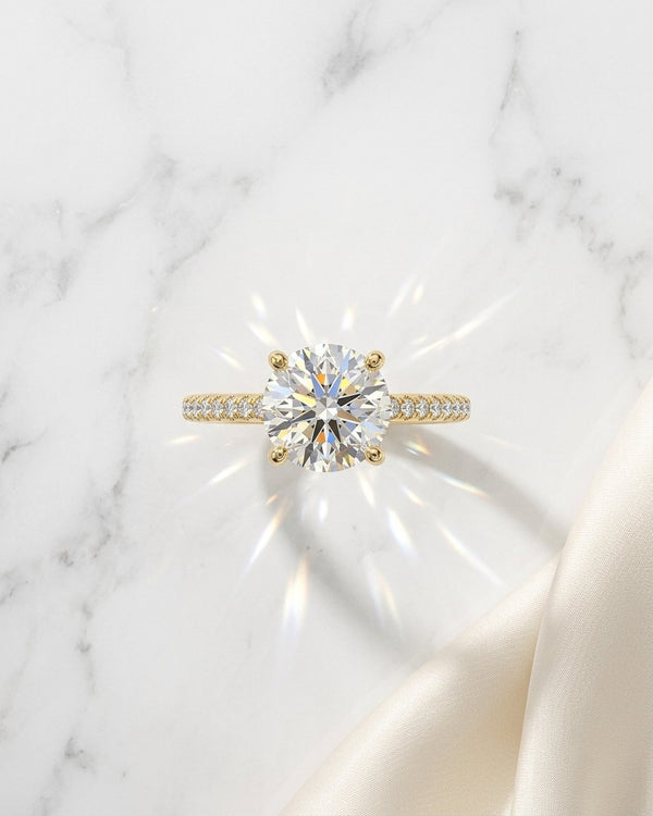 The Emma Round Solitaire Royale